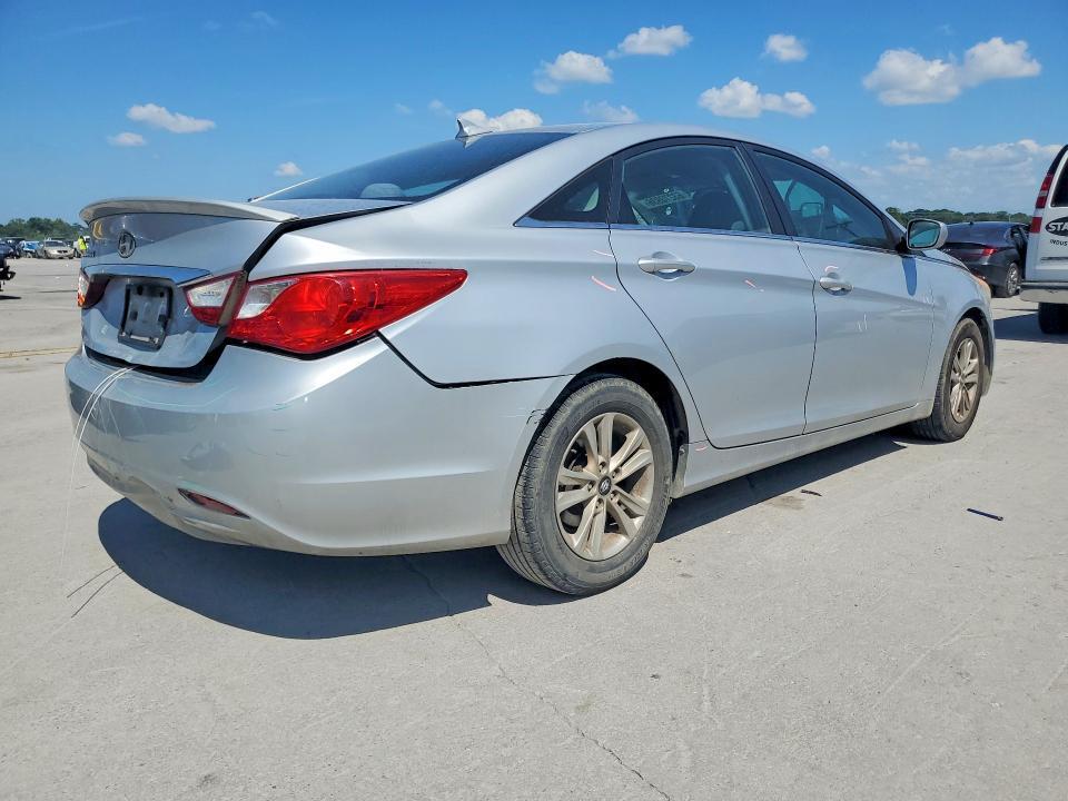 2013 HYUNDAI SONATA GLS — Фото 3 из 12