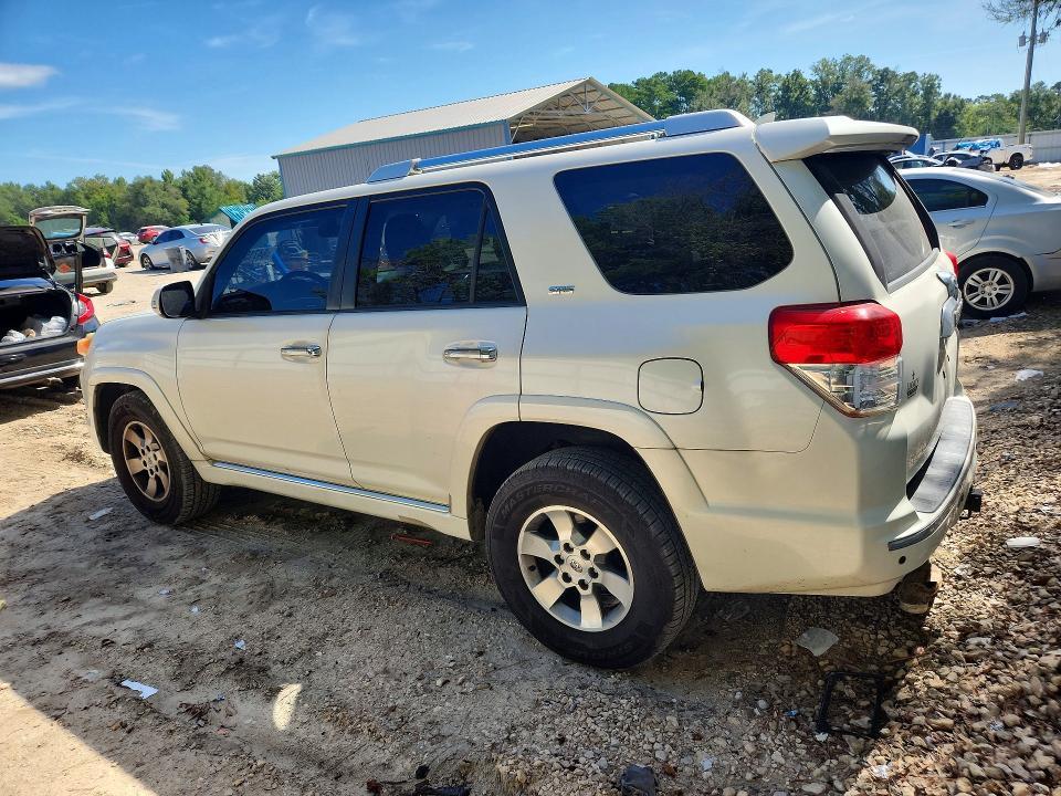 JTEZU5JR8D5048355 2013 TOYOTA 4RUNNER photo no. 2