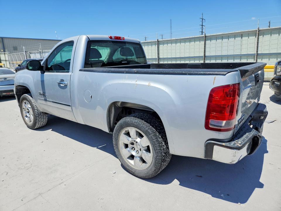 2013 GMC SIERRA C1500 — Фото 2 из 12
