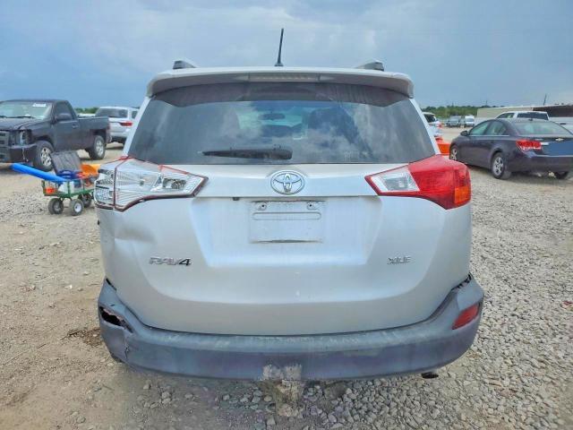 2013 TOYOTA RAV4 XLE — Фото 6 из 12