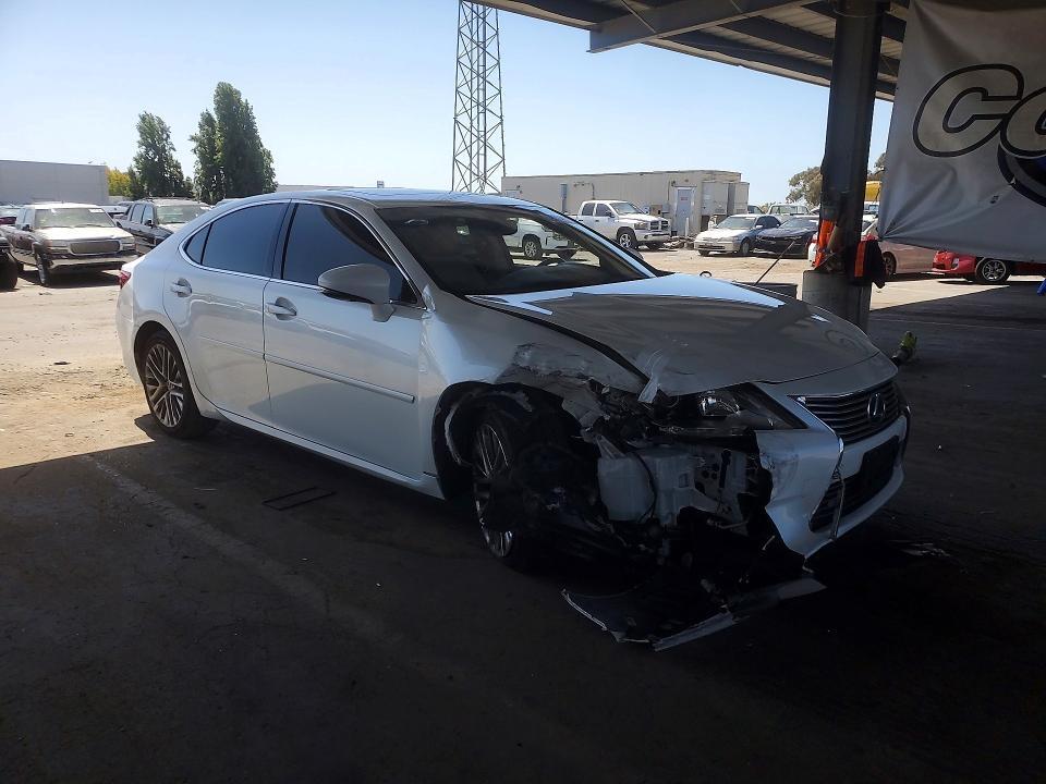 2013 LEXUS ES 350 — Фото 4 из 12