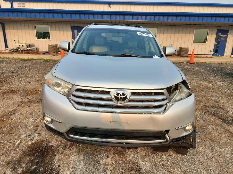 5TDBK3EH8CS156839 2012 TOYOTA HIGHLANDER photo no. 5