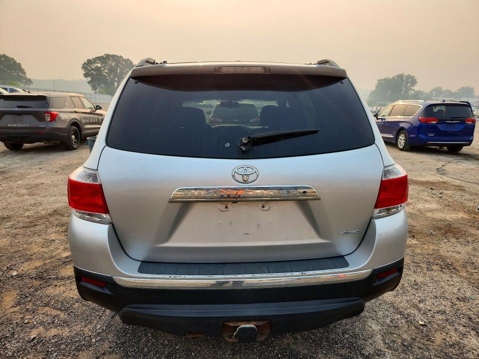 5TDBK3EH8CS156839 2012 TOYOTA HIGHLANDER photo no. 6