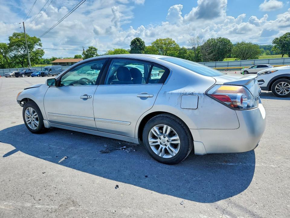 2012 NISSAN ALTIMA 2.5 — Фото 2 из 13