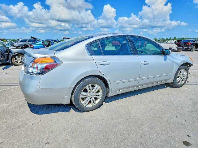 2012 NISSAN ALTIMA 2.5 — Фото 3 из 13