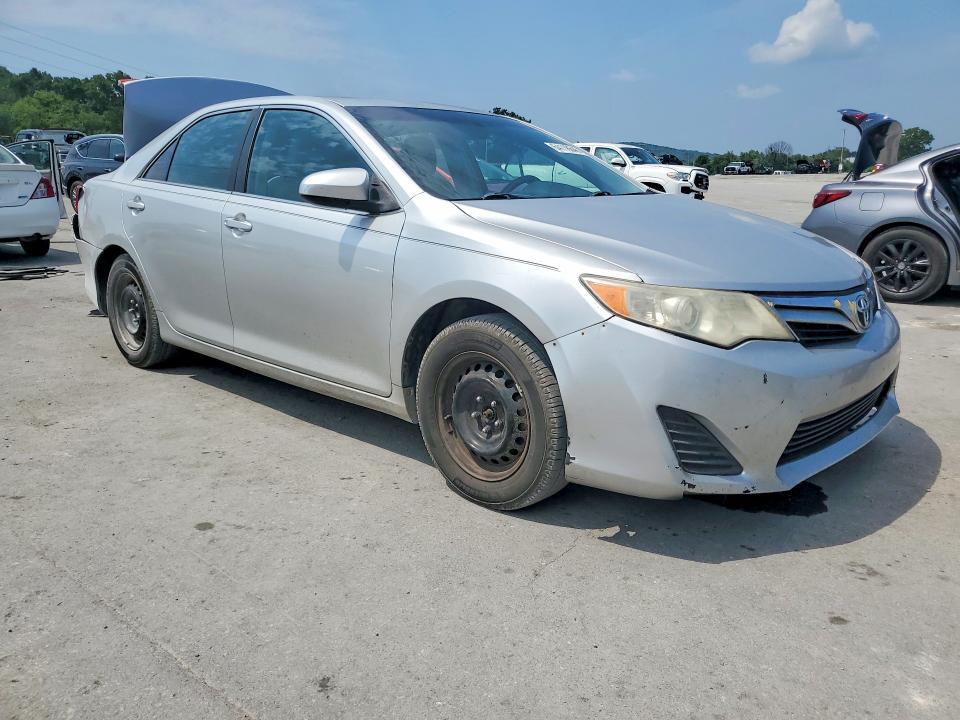 2012 TOYOTA CAMRY L — Фото 4 из 12
