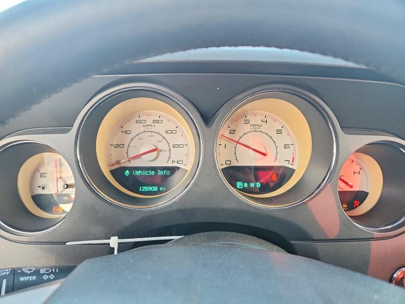 2012 DODGE CHALLENGER SXT — Фото 9 из 12