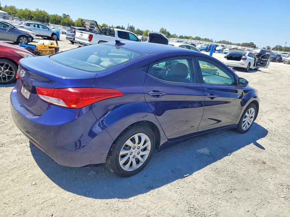 2012 HYUNDAI ELANTRA GLS — Фото 3 из 12