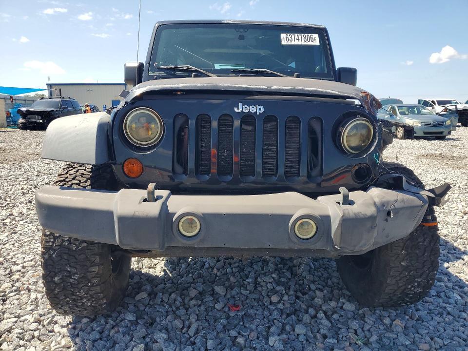 2011 JEEP WRANGLER UNLIMITED SPORT — Фото 5 из 13