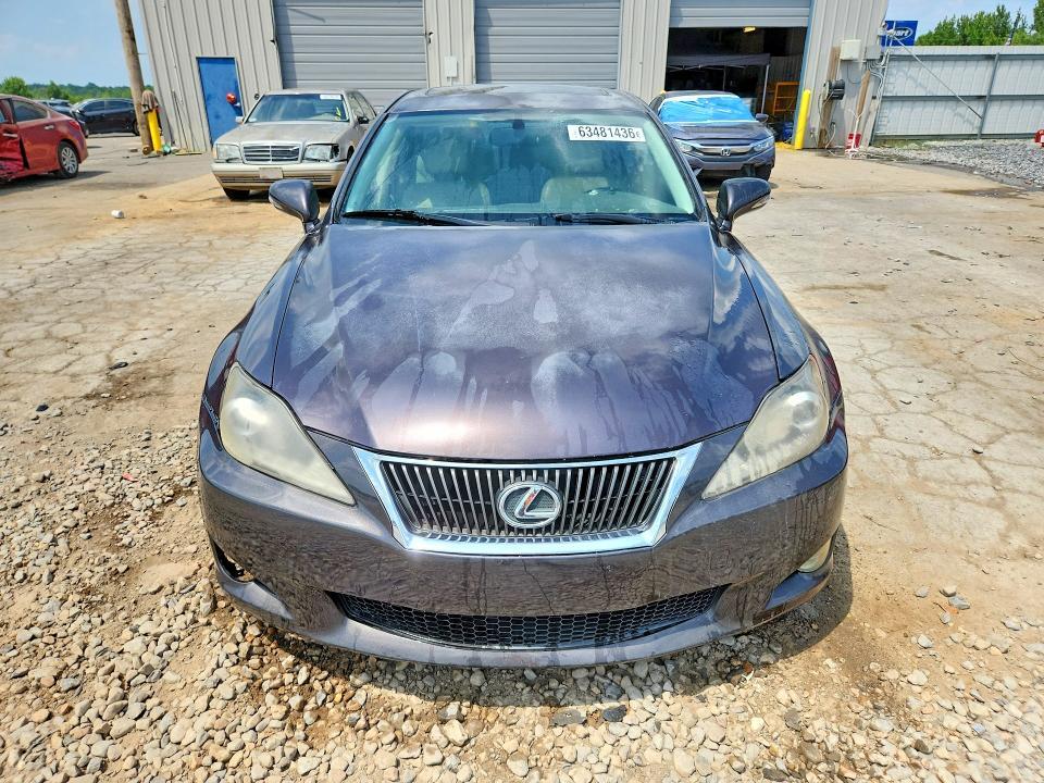 2010 LEXUS IS 250 BASE — Фото 5 из 12