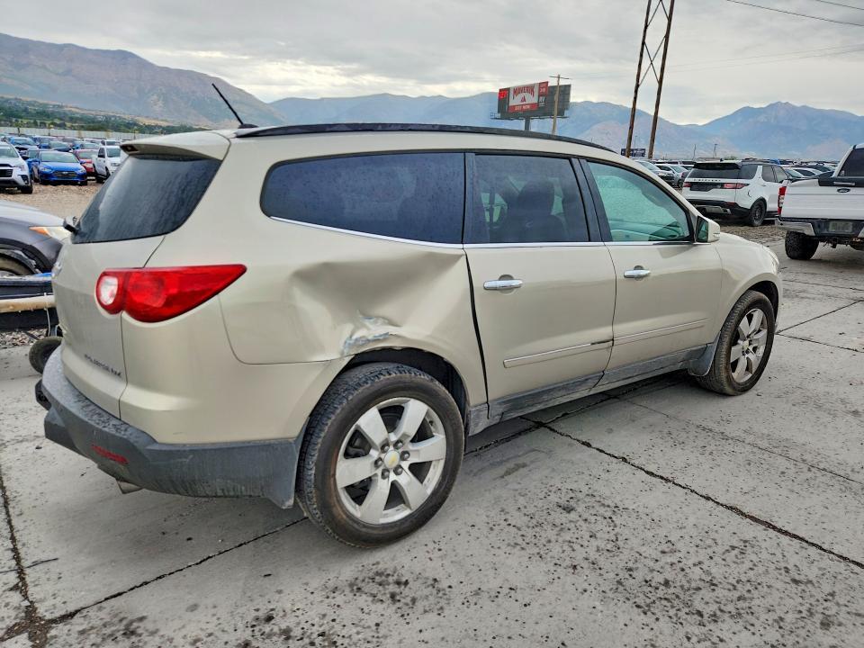 2010 CHEVROLET TRAVERSE LTZ — Фото 3 из 12