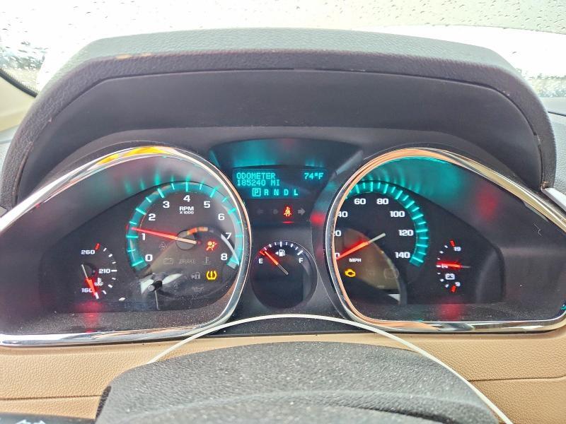 2010 CHEVROLET TRAVERSE LTZ — Фото 9 из 12