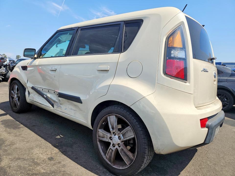 2010 KIA SOUL + — Фото 2 из 12
