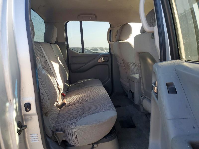 2009 NISSAN FRONTIER SE V6 — Фото 11 из 13