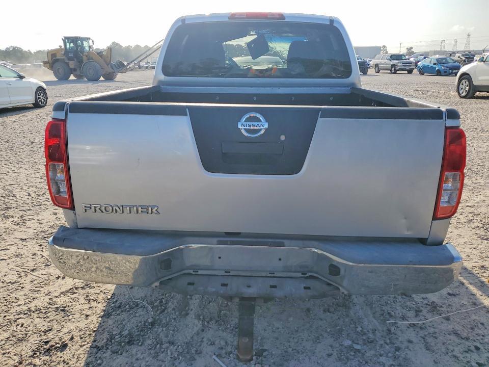 2009 NISSAN FRONTIER SE V6 — Фото 6 из 13