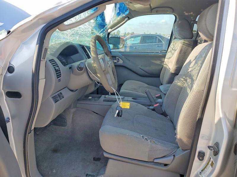 2009 NISSAN FRONTIER SE V6 — Фото 7 из 13