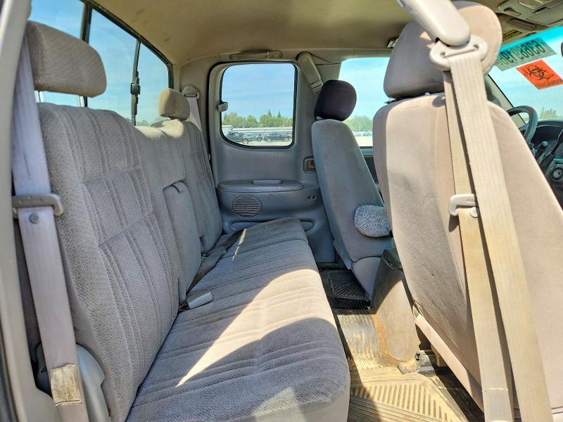 2002 TOYOTA TUNDRA SR5 V8 — Фото 10 из 12