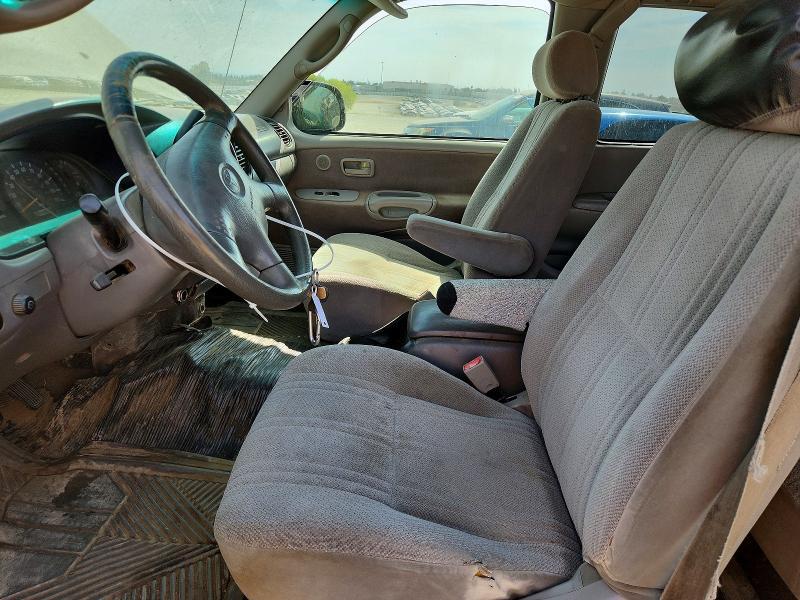 2002 TOYOTA TUNDRA SR5 V8 — Фото 7 из 12