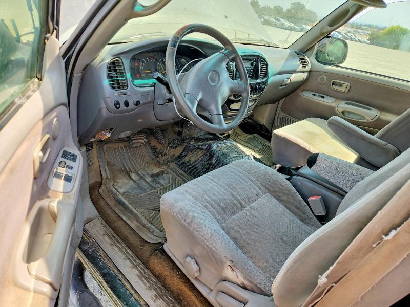 2002 TOYOTA TUNDRA SR5 V8 — Фото 8 из 12