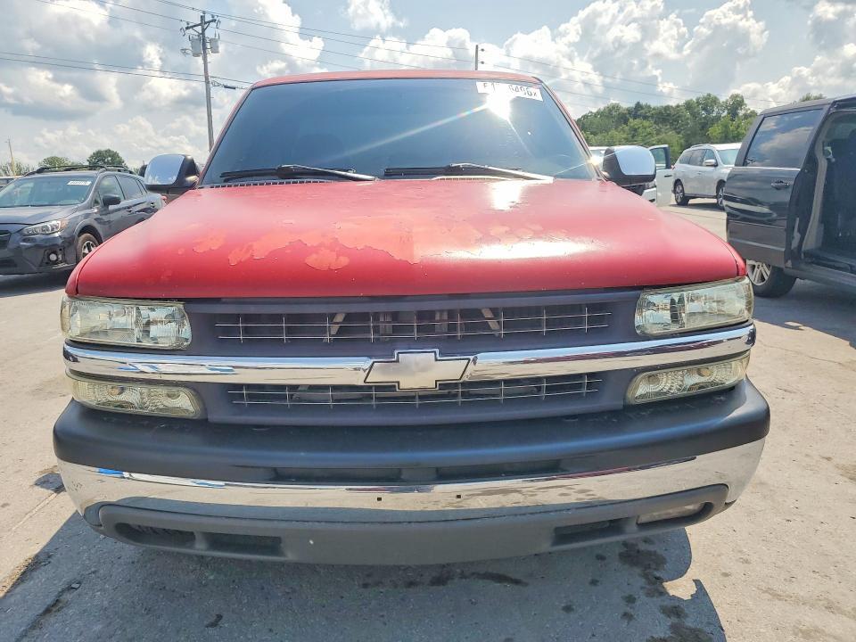 2000 CHEVROLET SILVERADO C1500 — Фото 5 из 12