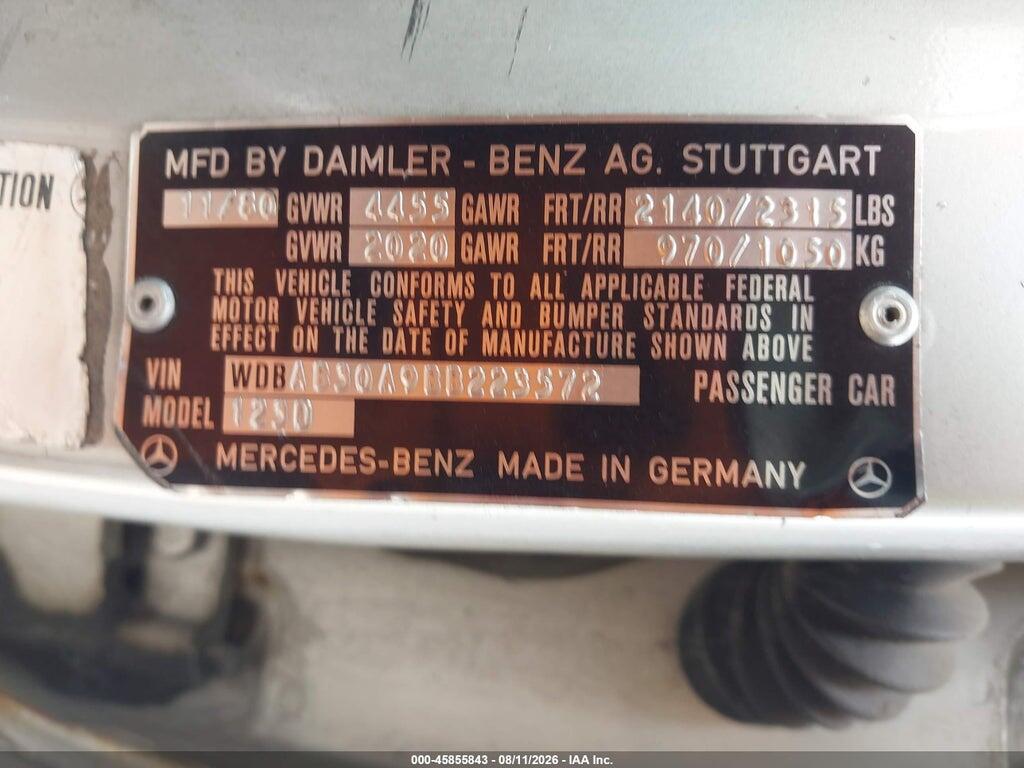 WDBAB30A9BB223572 1981 MERCEDES-BENZ 300 photo no. 9