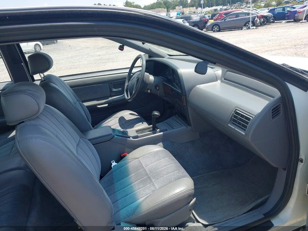 1FAPP62T9PH222106 1993 FORD THUNDERBIRD photo no. 5