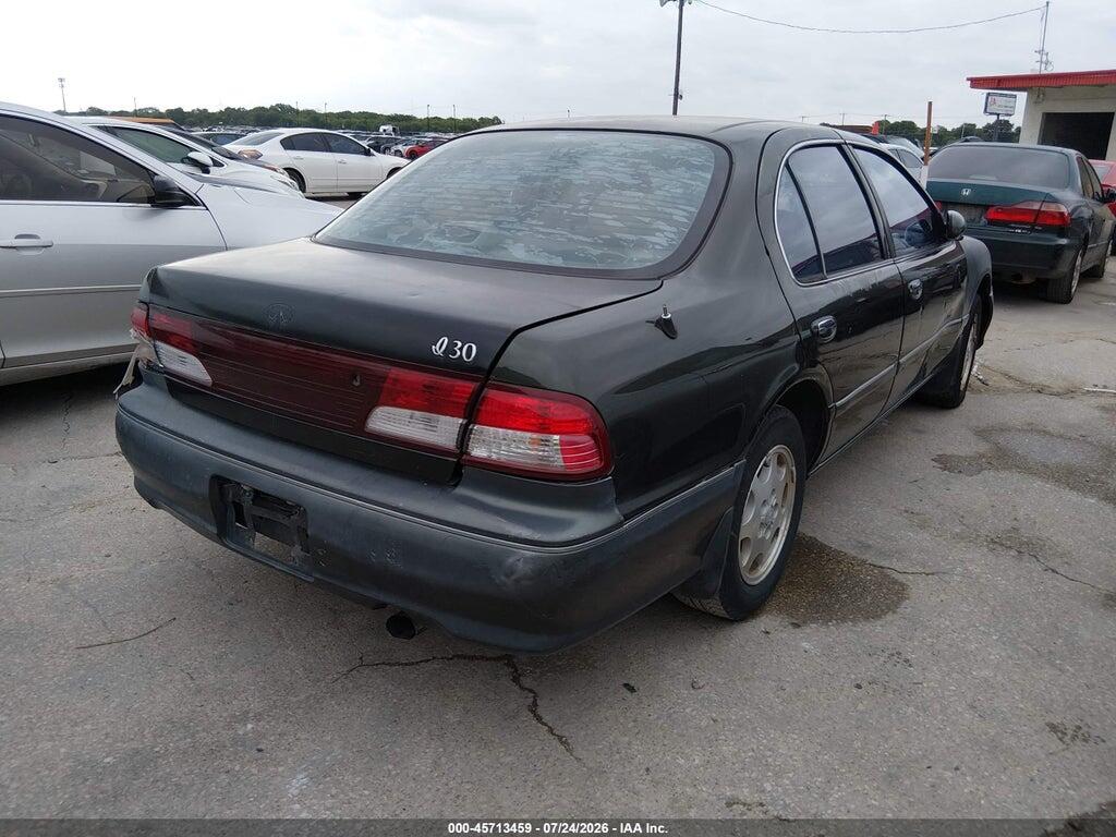 JNKCA21A8XT758902 1999 INFINITI I30 photo no. 4