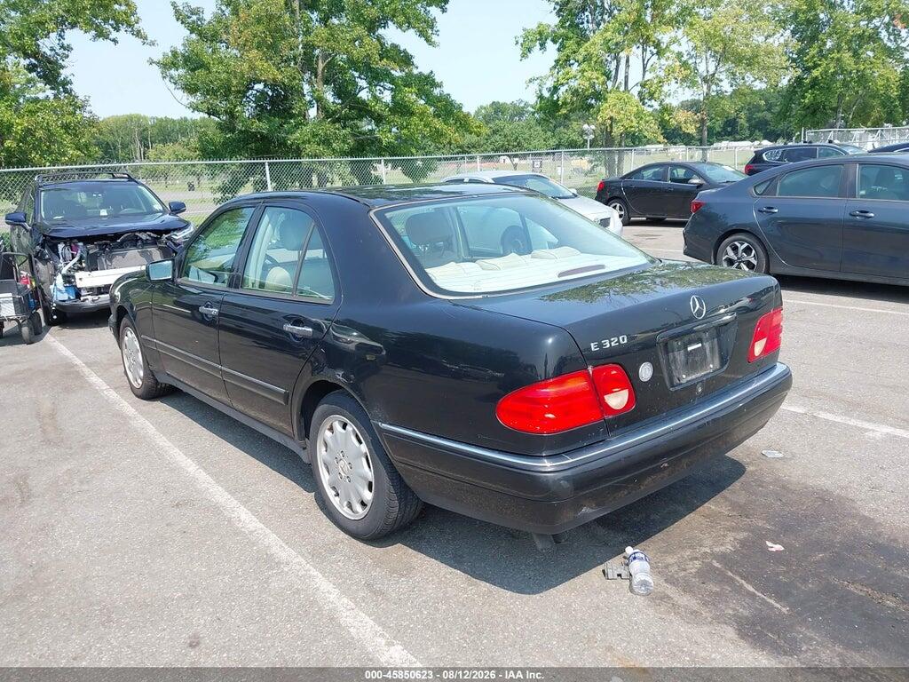 WDBJF65H9XA864858 1999 MERCEDES-BENZ E 320 photo no. 3
