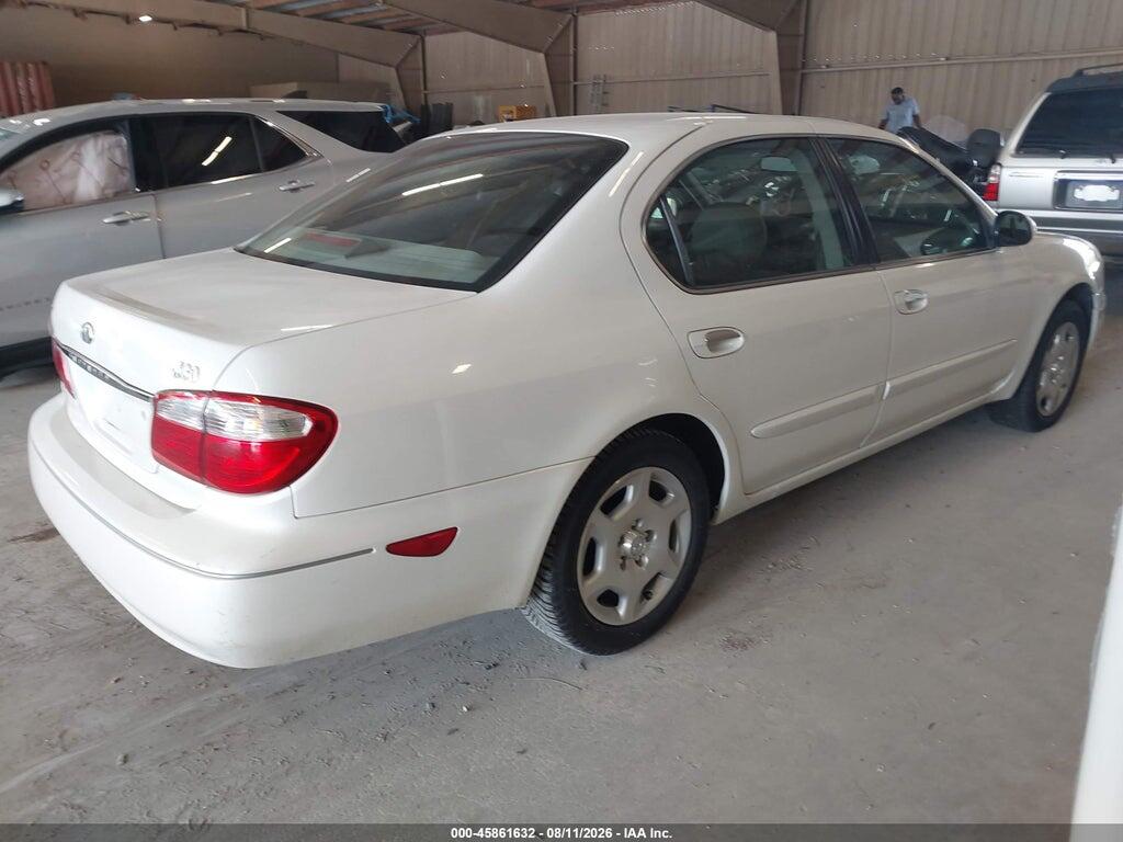 JNKCA31AX1T027904 2001 INFINITI I30 photo no. 4