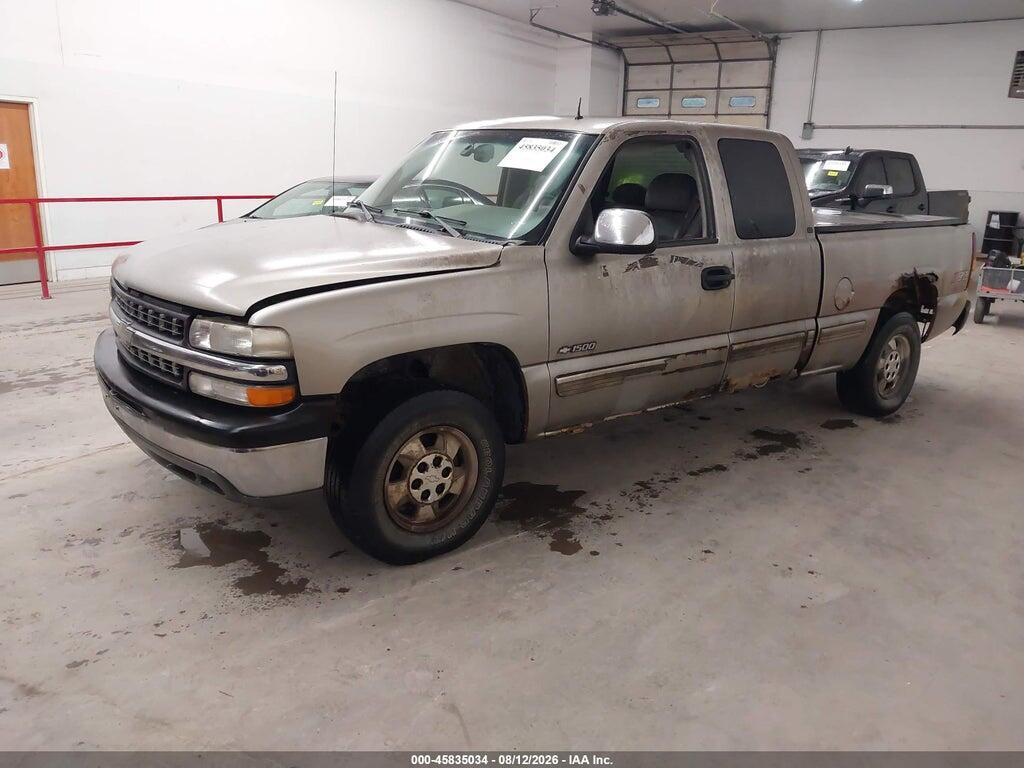 1GCEK19TX2E182136 2002 CHEVROLET SILVERADO 1500 photo no. 2