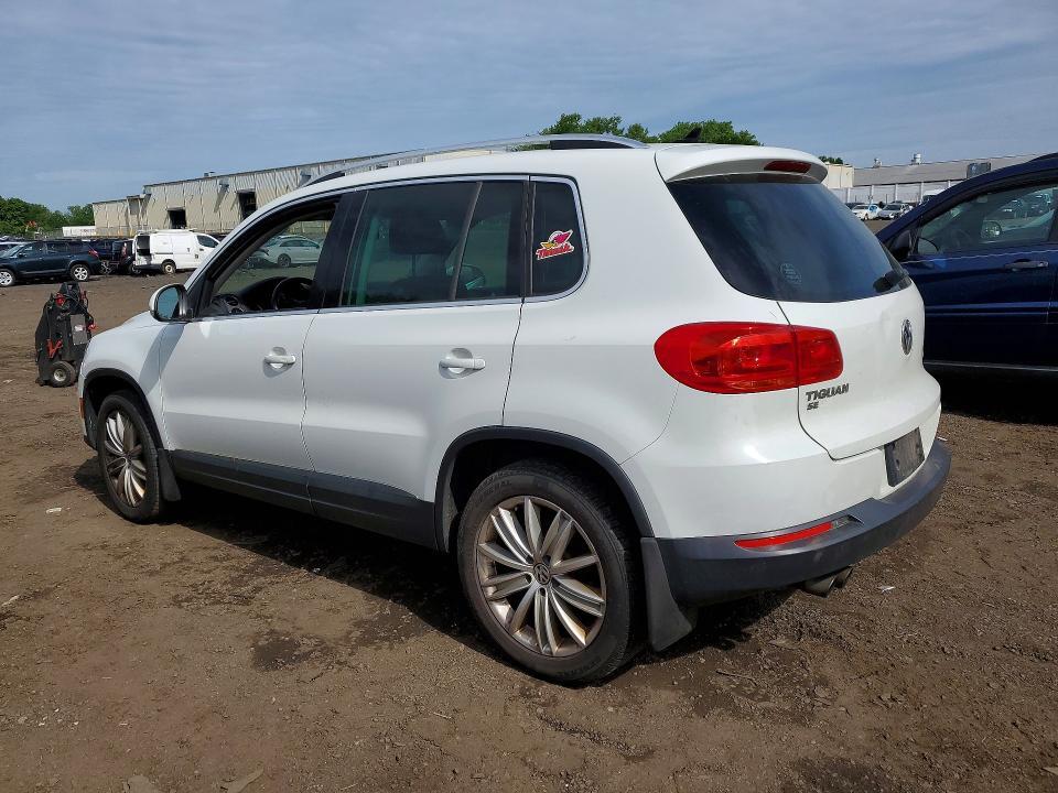 2016 VOLKSWAGEN TIGUAN S/SE/SEL/R-LINE — Фото 2 из 13