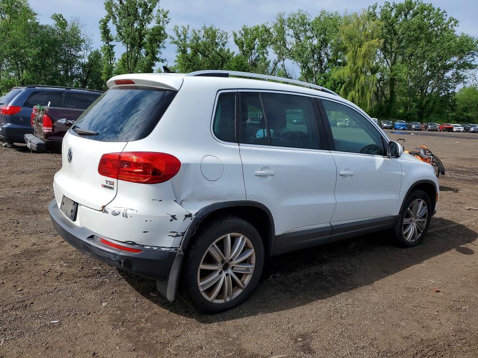 2016 VOLKSWAGEN TIGUAN S/SE/SEL/R-LINE — Фото 3 из 13