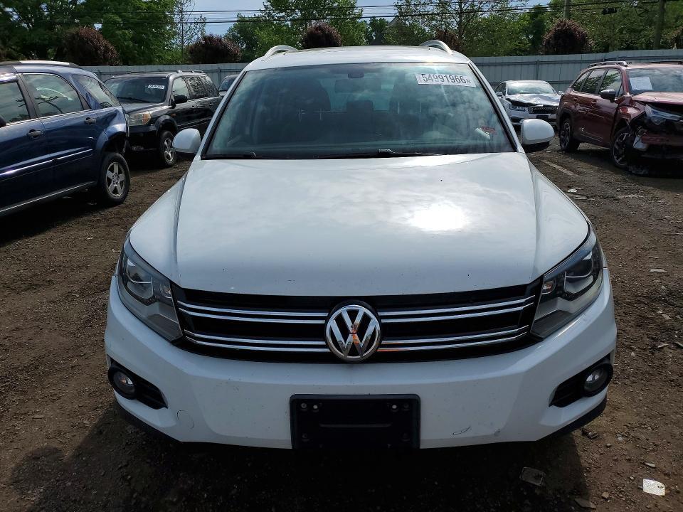 2016 VOLKSWAGEN TIGUAN S/SE/SEL/R-LINE — Фото 5 из 13
