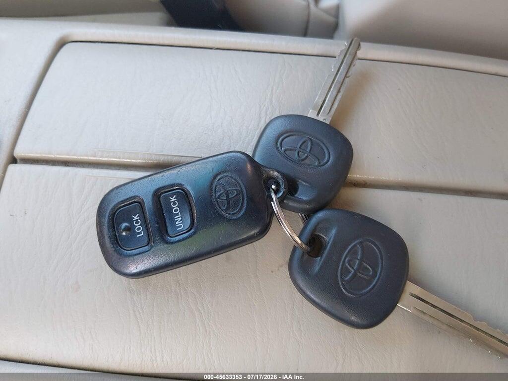 JTEEP21A050120730 2005 TOYOTA HIGHLANDER photo no. 11
