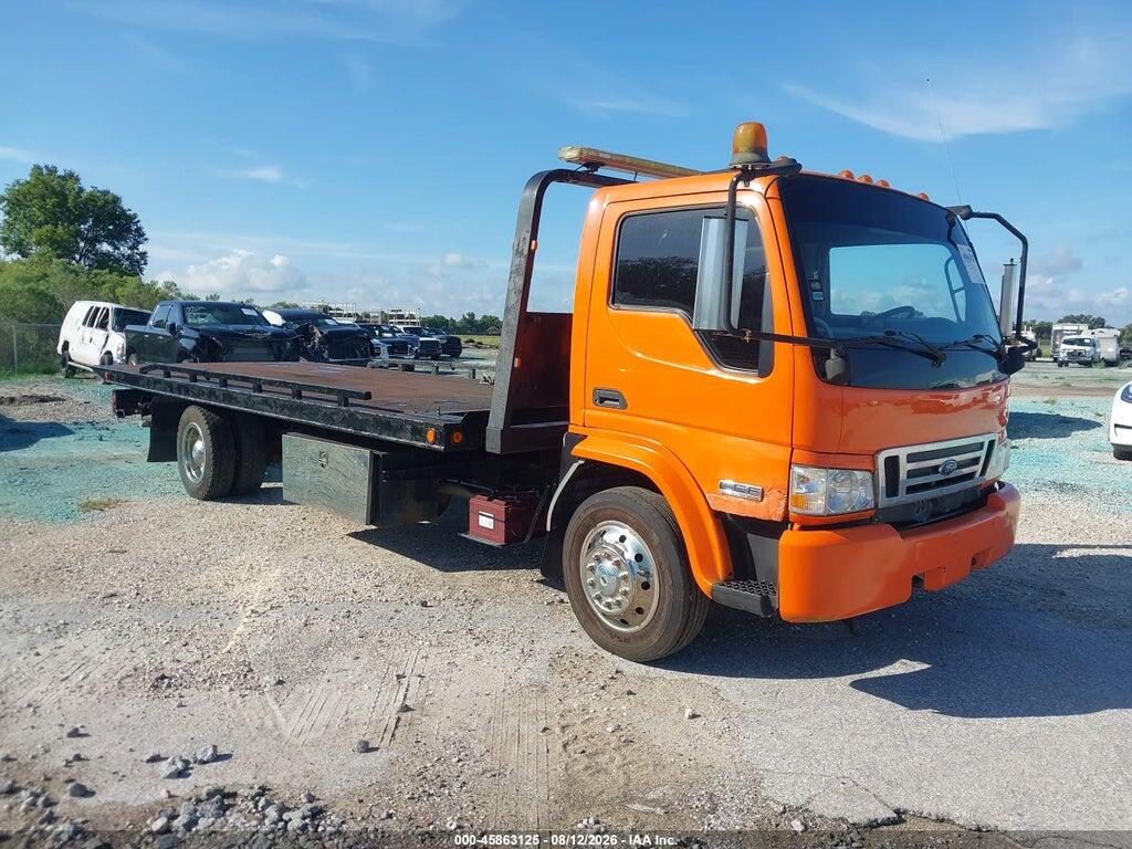 3FRML55Z27V650255 2007 FORD LCF photo no. 1