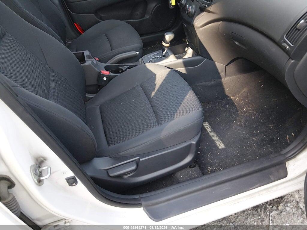 KMHDC8AE1AU055404 2010 HYUNDAI ELANTRA TOURING photo no. 5