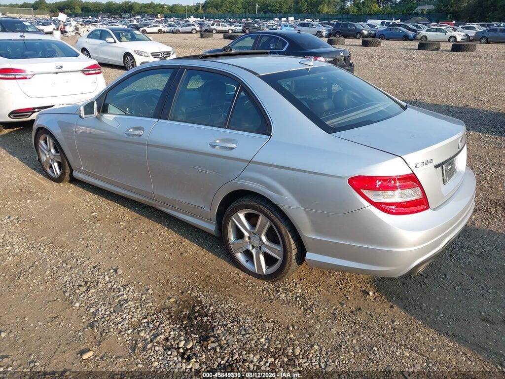 WDDGF8BB2AR106415 2010 MERCEDES-BENZ C 300 photo no. 3