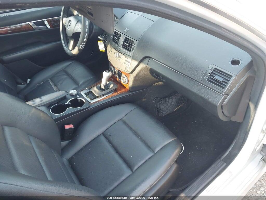 WDDGF8BB2AR106415 2010 MERCEDES-BENZ C 300 photo no. 5
