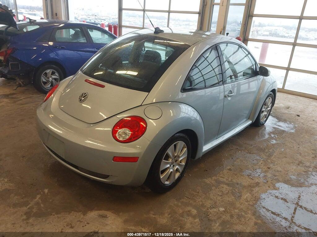 3VWRW3AG2AM006820 2010 VOLKSWAGEN NEW BEETLE photo no. 4
