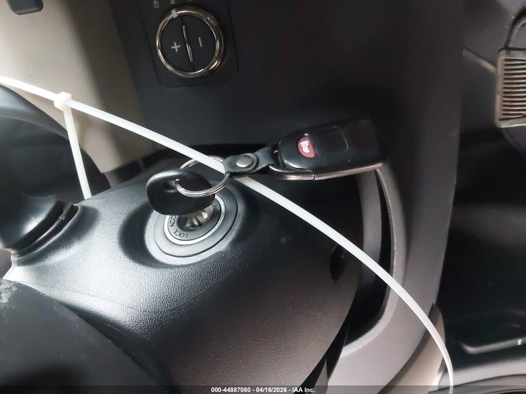 KNDJT2A20A7124026 2010 KIA SOUL photo no. 11