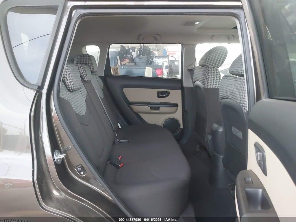 KNDJT2A20A7124026 2010 KIA SOUL photo no. 8