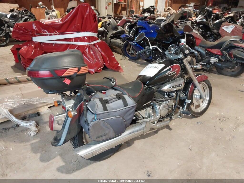 KM4MJ5254A1700035 2010 HYOSUNG GV250 photo no. 4