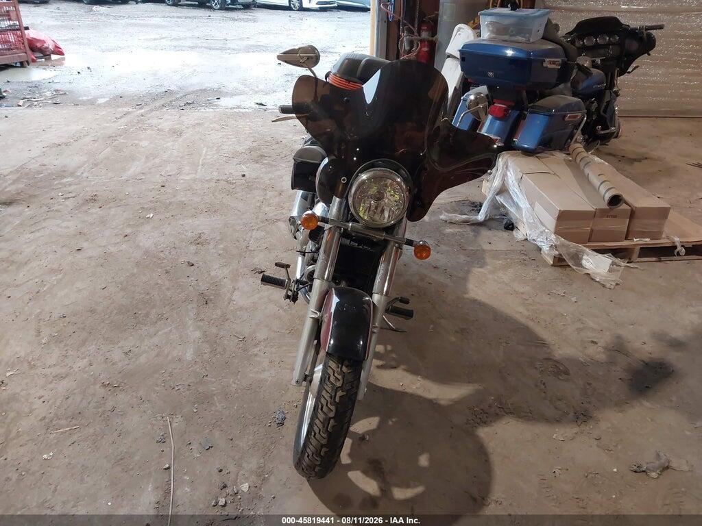 KM4MJ5254A1700035 2010 HYOSUNG GV250 photo no. 5