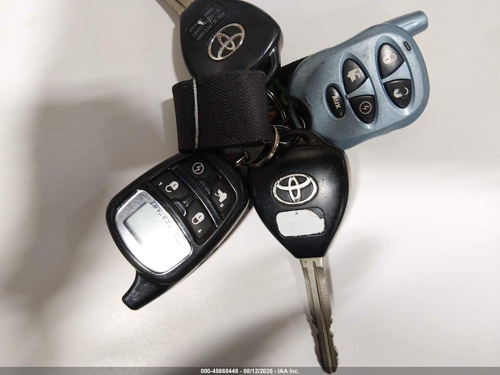 JTMBF4DV6AD029324 2010 TOYOTA RAV4 photo no. 11