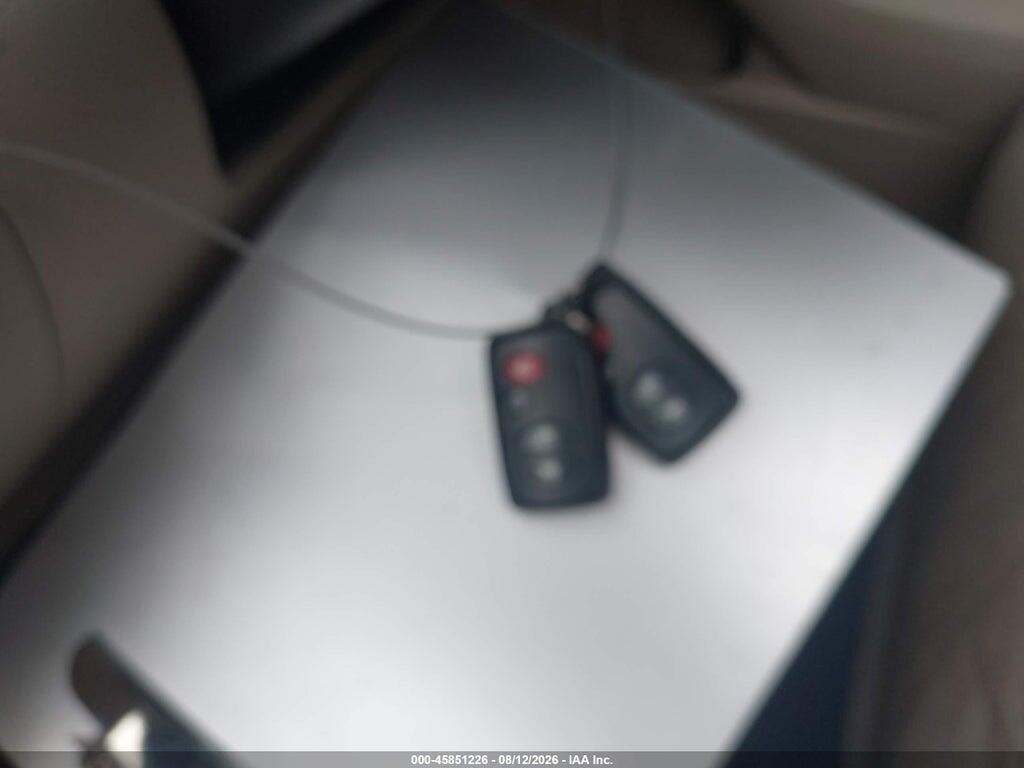 5TDDK3EHXAS006382 2010 TOYOTA HIGHLANDER photo no. 11