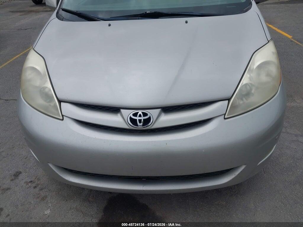 5TDYK4CC0AS324798 2010 TOYOTA SIENNA photo no. 6