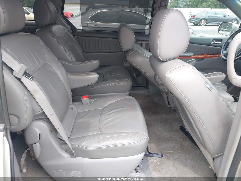 5TDYK4CC0AS324798 2010 TOYOTA SIENNA photo no. 8