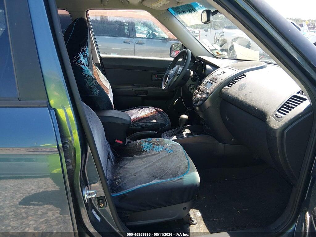 KNDJT2A25B7197782 2011 KIA SOUL photo no. 5
