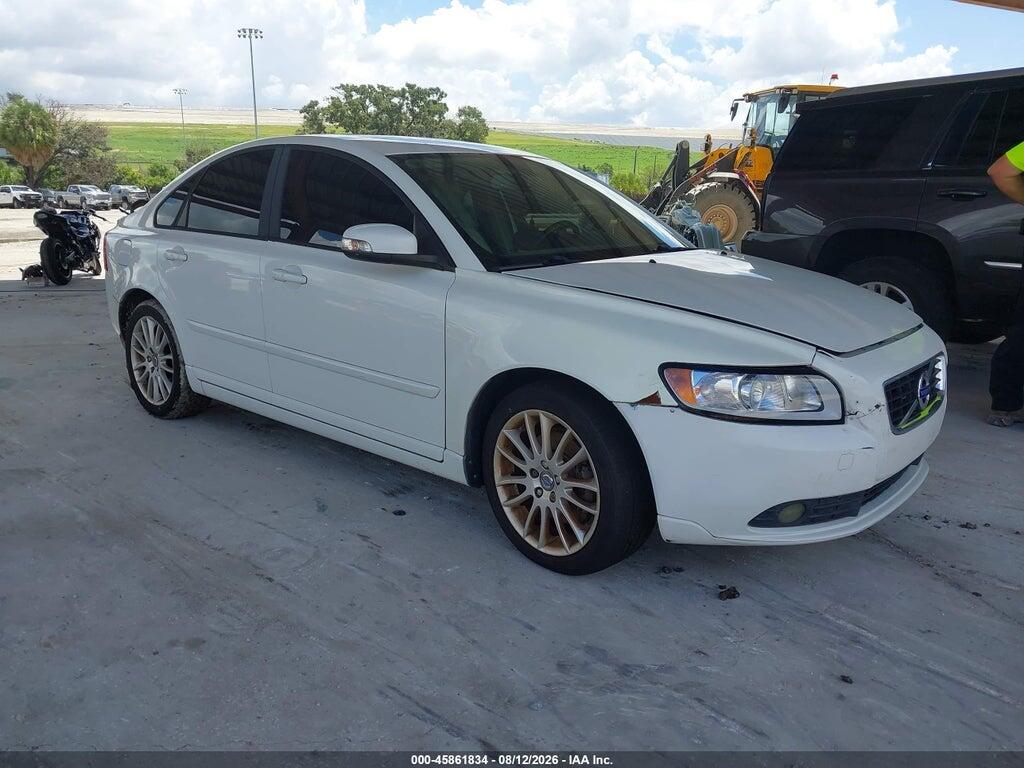 YV1672MS4B2550669 2011 VOLVO S40 photo no. 1