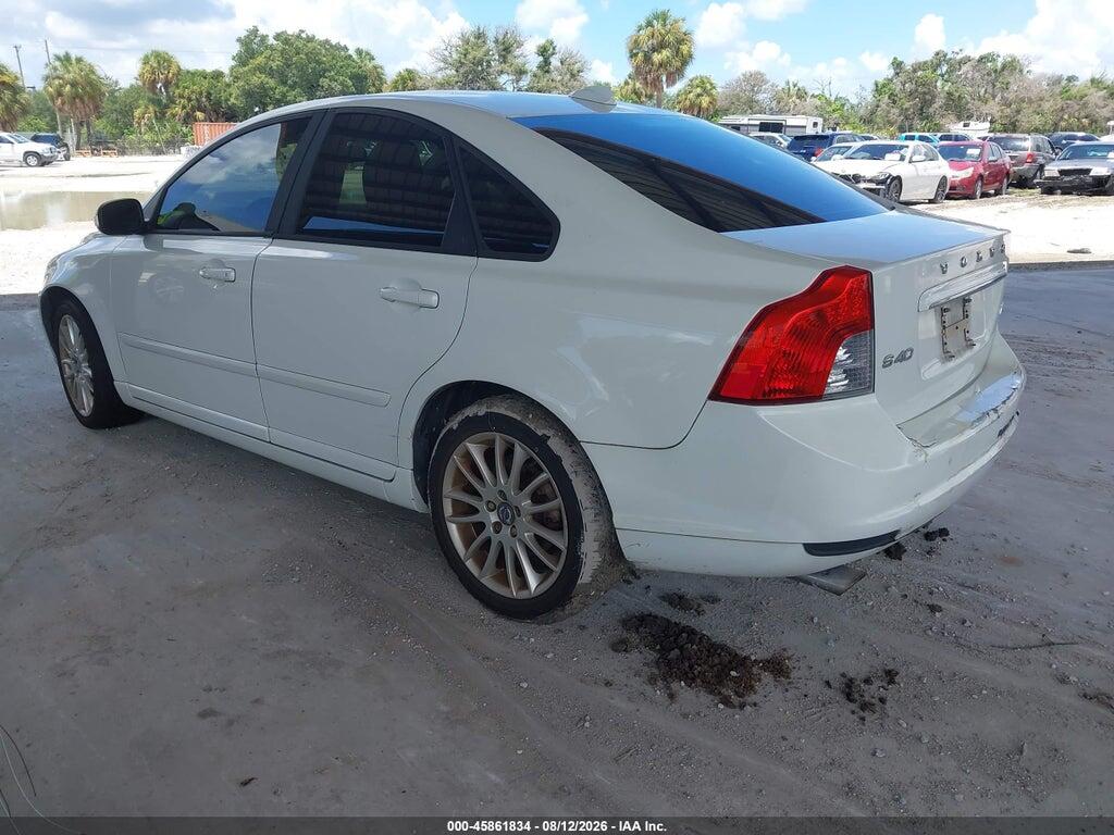YV1672MS4B2550669 2011 VOLVO S40 photo no. 3
